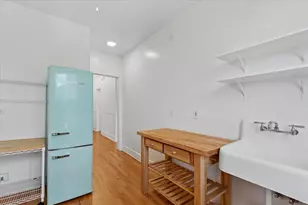 832 W Lakeside Pl, Chicago, IL 60640 - Photo 6