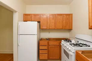 3508 N Wolcott Ave, Chicago, IL 60657 - Photo 2