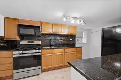 [Address not provided], Chicago, IL 60641 - Photo 6