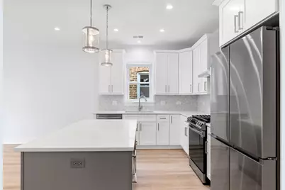 6423 N Washtenaw Avenue #3, Chicago, IL 60645 - Photo 4