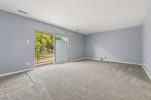 643 N Carroll Pkwy, Glenwood, IL 60425 - Photo 6