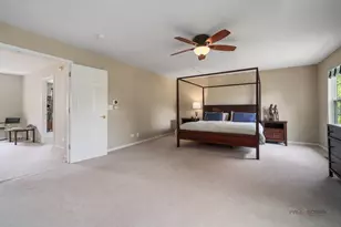 146 Colonial Dr, Vernon Hills, IL 60061 - Photo 22