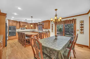 1113 Loyola Dr, Libertyville, IL 60048 - Photo 14