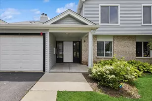 7050 Brighton Ct, Woodridge, IL 60517 - Photo 6