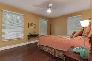 1701 Sweetbriar Dr, Bloomington, IL 61701 - Photo 32