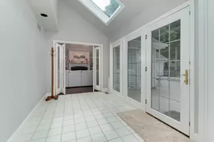 1701 Sweetbriar Dr, Bloomington, IL 61701 - Photo 22