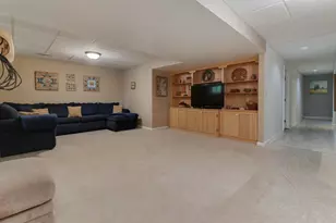 1701 Sweetbriar Dr, Bloomington, IL 61701 - Photo 36