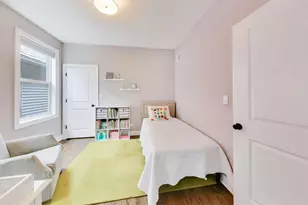 2439 W Moffat St, Chicago, IL 60647 - Photo 30