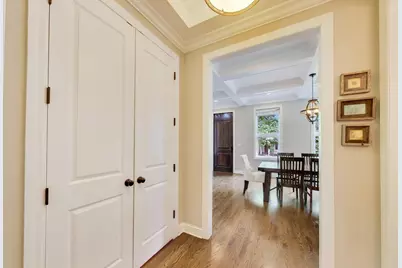 2439 W Moffat Street, Chicago, IL 60647 - Photo 6