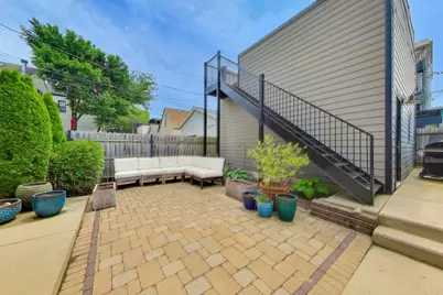 2439 W Moffat Street, Chicago, IL 60647 - Photo 38