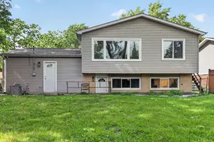 235 Norman Ct, Des Plaines, IL 60016 - Photo 16