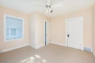 300 W Grantley Ave, Elmhurst, IL 60126 - Photo 30
