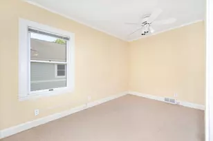 300 W Grantley Ave, Elmhurst, IL 60126 - Photo 26