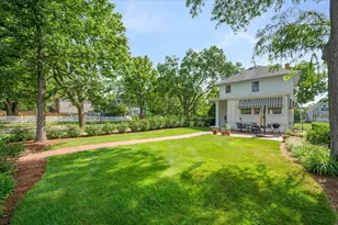 300 W Grantley Ave, Elmhurst, IL 60126 - Photo 38