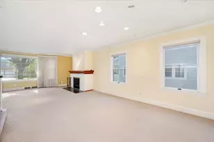 300 W Grantley Ave, Elmhurst, IL 60126 - Photo 14
