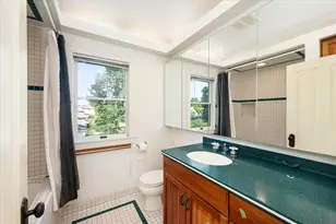 300 W Grantley Ave, Elmhurst, IL 60126 - Photo 24