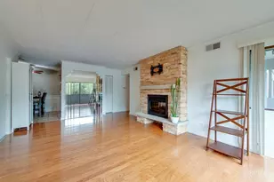 525 Timber Ridge Dr, Carol Stream, IL 60188 - Photo 6