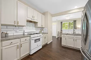 732 County Line Rd, Aurora, IL 60502 - Photo 22