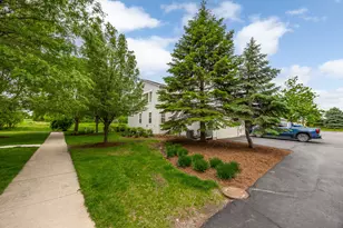 732 County Line Rd, Aurora, IL 60502 - Photo 32