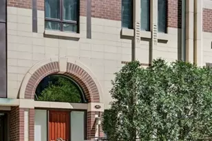 187 N Westshore Dr, Chicago, IL 60601 - Photo 1