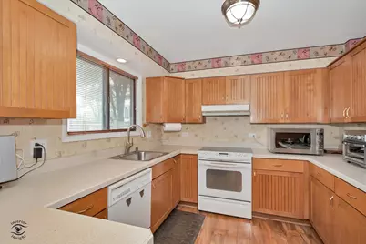 1734 Henley Street #4, Glenview, IL 60025 - Photo 10