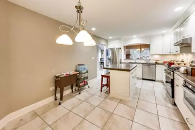 998 Plantain Court, Crystal Lake, IL 60014 - Photo 20