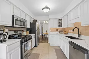 9132 Sandpiper Ct, Orland Park, IL 60462 - Photo 6