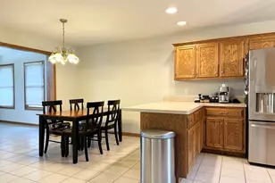 1602 Sun Ridge Dr, Bourbonnais, IL 60914 - Photo 10