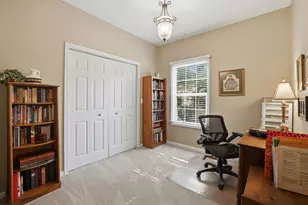 10888 Harry Dr, Huntley, IL 60142 - Photo 14