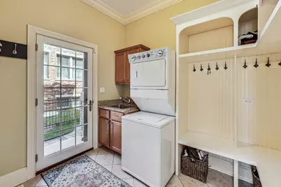 428 S Clifton Avenue, Park Ridge, IL 60068 - Photo 16