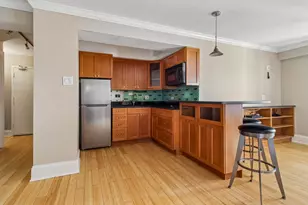 2909 N Sheridan Rd, Chicago, IL 60657 - Photo 14
