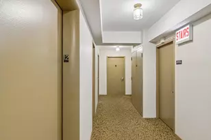 2909 N Sheridan Rd, Chicago, IL 60657 - Photo 24