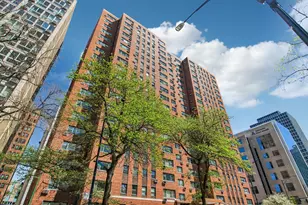 2909 N Sheridan Rd, Chicago, IL 60657 - Photo 32