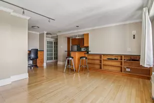 2909 N Sheridan Rd, Chicago, IL 60657 - Photo 8