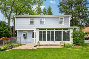 7 Columbus Pkwy, Buffalo Grove, IL 60089 - Photo 54