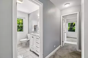 7 Columbus Pkwy, Buffalo Grove, IL 60089 - Photo 42