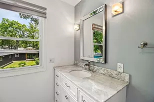 7 Columbus Pkwy, Buffalo Grove, IL 60089 - Photo 34