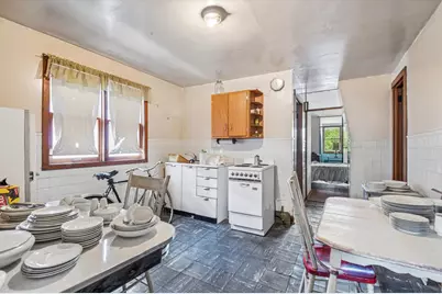 3039 N Gresham Avenue, Chicago, IL 60618 - Photo 4