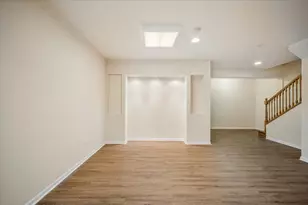 206 S Western Ave, Bartlett, IL 60103 - Photo 20