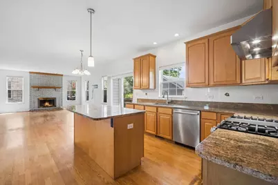 206 S Western Avenue, Bartlett, IL 60103 - Photo 10