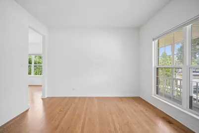 206 S Western Avenue, Bartlett, IL 60103 - Photo 6