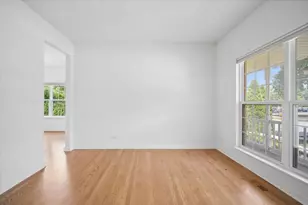 206 S Western Ave, Bartlett, IL 60103 - Photo 6