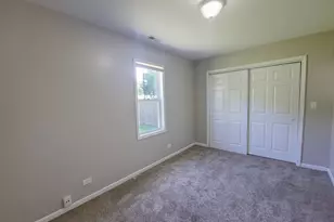 121 Highmoor Dr, Round Lake Park, IL 60073 - Photo 16