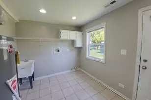 121 Highmoor Dr, Round Lake Park, IL 60073 - Photo 18