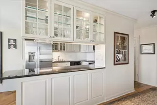2626 N Lakeview Ave, Chicago, IL 60614 - Photo 8