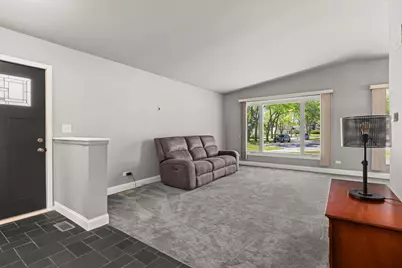 3N445 Jill Court, Elmhurst, IL 60126 - Photo 4