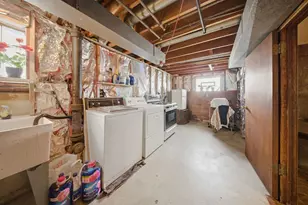 558 Manistee Ave, Calumet City, IL 60409 - Photo 16