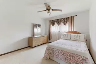 558 Manistee Ave, Calumet City, IL 60409 - Photo 10