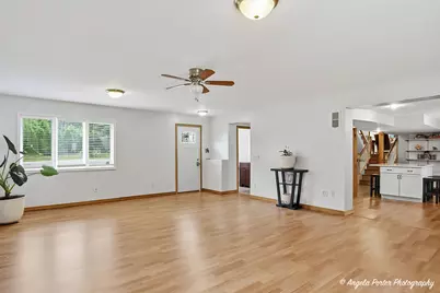 7509 Villa Vista Court, Spring Grove, IL 60081 - Photo 18