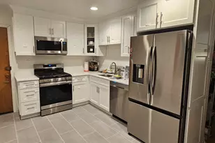 6819 N Wayne Ave, Chicago, IL 60626 - Photo 2